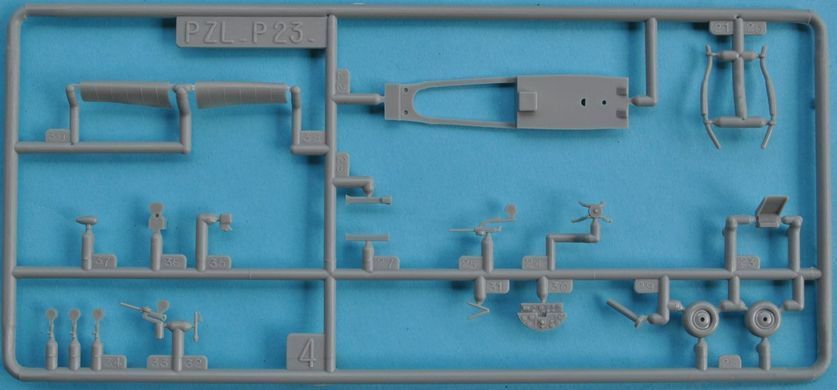 1/72 PZL P-23A/B Karas польский истребитель (Heller 80247), сборная модель
