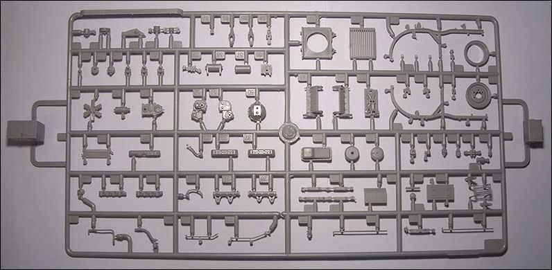 1/35 ГАЗ-66 паливозаправник (Trumpeter 01018), збірна модель