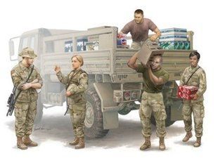 1/35 Modern U.S. soldiers &ndash; Logistics Supply Team, 5 фигур (Trumpeter 00429)