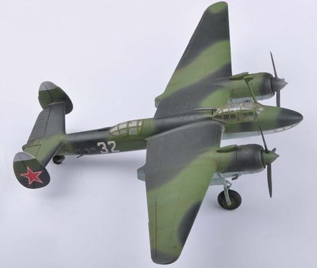 1/72 Туполєв Ту-2 радянський бомбардувальник (HobbyBoss 80298), збірна модель