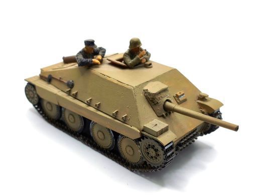 1/35 Jagdpanzer 38(t) Hetzer немецкий истребитель танков, готовая модель авторской работы