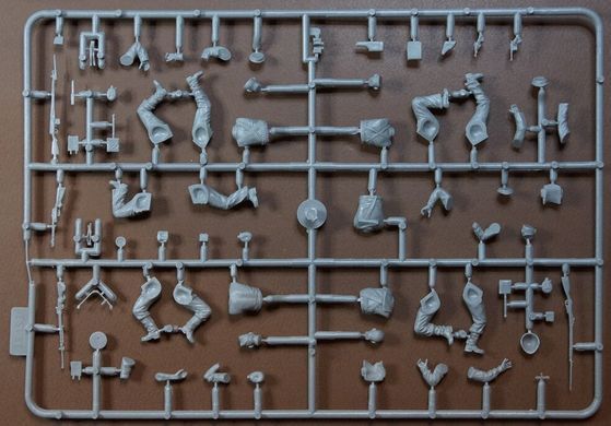 1/35 Советские морские пехотинцы в атаке, Восточный фронт 1941-42 годов, 5 фигур (Master Box 35153), сборные пластиковые