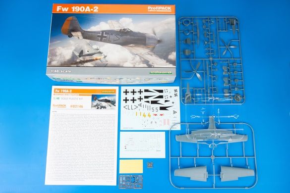 1/48 Focke-Wulf FW-190A-2, серия "ProfiPACK" (Eduard 82146) сборная модель