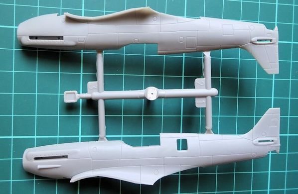 1/72 Supermarine Spitfire PR.XIX британский разведчик (Airfix 02017A) сборная модель