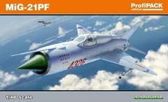 1/48 МиГ-21ПФ советский истребитель -Profi Pack- (Eduard 8236) сборная модель