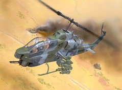 1/72 Bell AH-1W Super Cobra вертолет (Revell 04415)