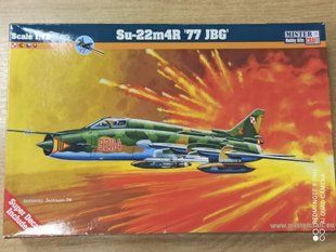 1/72 Сухой Су-22М4Р "77 JBG" (Mister Craft D-12), збірна модель