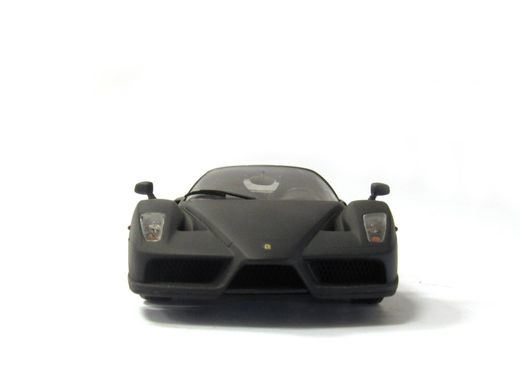 1/24 Автомобиль Enzo Ferrari (авторская работа), готовая модель