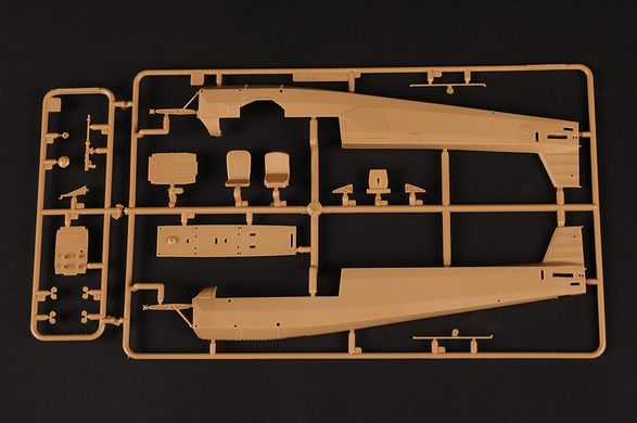 1/35 Самолет Fieseler Fi-156C-3 Storch на лыжном шасси (Hobbyboss 80183), сборная модель