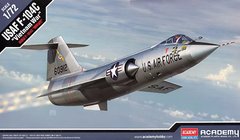 1/72 USAF F-104C Starfighter американский истребитель, война во Вьетнаме (Academy 12576), сборная модель