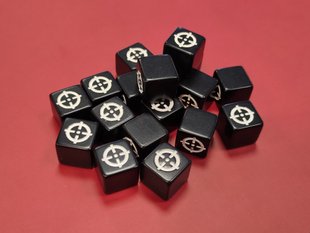 Комплект кубиків (дайсів) Dust Tactics Dice Set, 18 штук, пластикові 15х15 мм