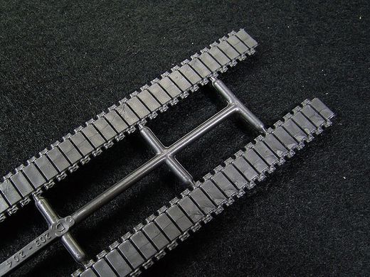 1/35 M4A1 Sherman американський танк з фігуркою (Italeri 0225), збірна модель