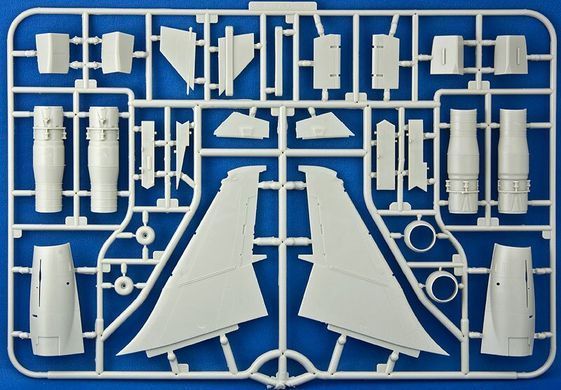 1/48 Sepecat Jaguar T.2/T.4 учебно-тренировочный самолет (Kitty Hawk 80105) сборная модель