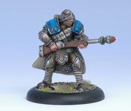 Warmachine Cygnar Trencher Grenade Porter Spec Weapon Attac (Blister pack) - Privateer Press Miniatures PRIV-PIP 31048