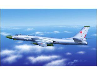 1/144 Туполев Ту-16К-10 советский бомбардировщик-ракетоносец (Trumpeter 03908), сборная модель