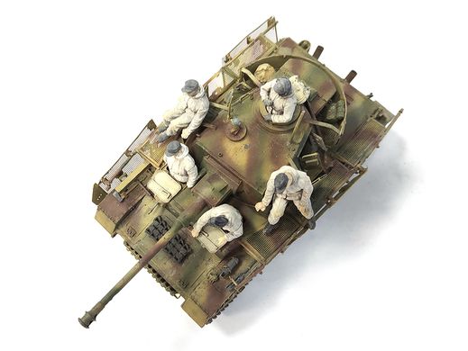 1/35 Pz.Kpfw.IV Ausf.J немецкий средний танк с фигурами, готовая модель, авторская работа