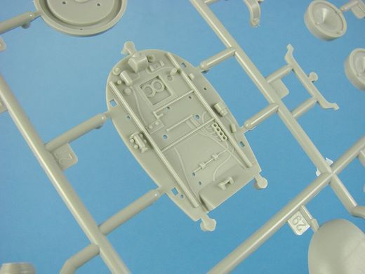 1/32 Junkers Ju-87G-2 Stuka германский пикирующий бомбардировщик (Trumpeter 03218), сборная модель