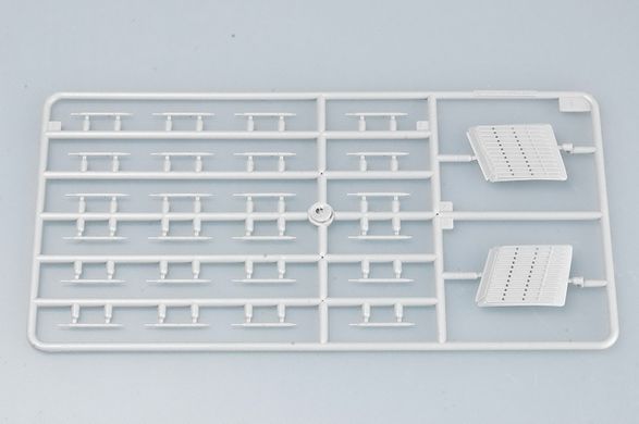 1/32 Винищувач Messerchmitt Me-262A-1a з ракетами R4M, модель з інтер'єром (Trumpeter 02260), збірна модель
