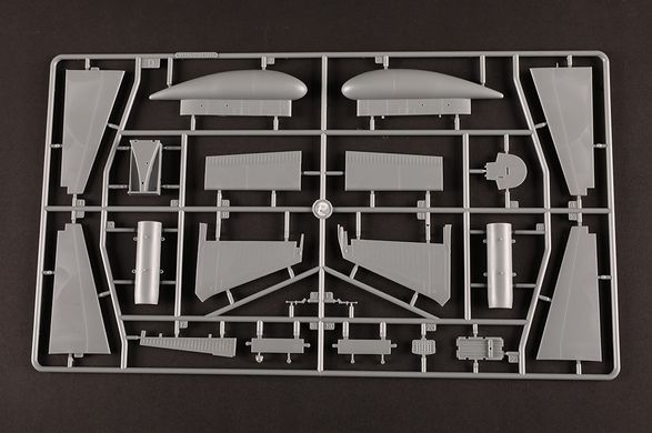 1/48 U-2R Dragon Lady американский разведчик (Hobbyboss 81740), сборная модель