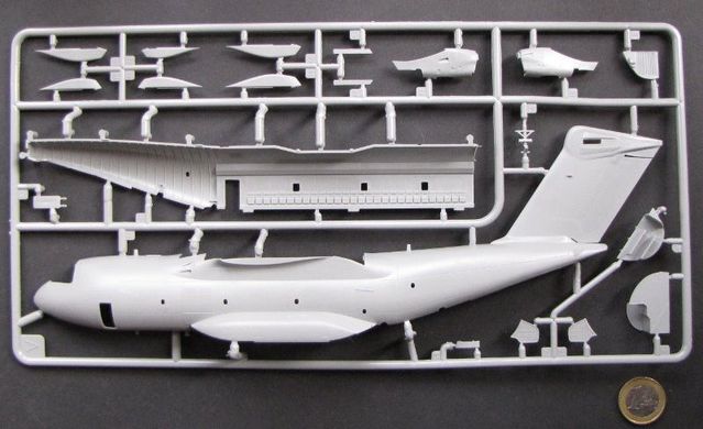 1/144 Airbus A400M "Atlas" военно-транспортный самолет (Revell 04859)