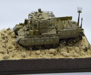 1/72 Він'єтка з ізраїльським бронетранспортером Nagmachon, готова авторська робота