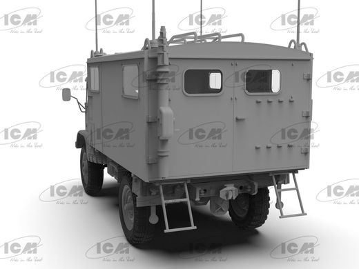 1/35 Unimog S 404 німецький військовий радіоавтомобіль (ICM 35137), збірна модель