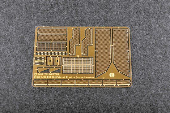 1/35 AN/MPQ-53 C-Band Tracking Radar set of MIM-104 Patriot SAM System PAC-2 (Trumpeter 01023) сборная модель