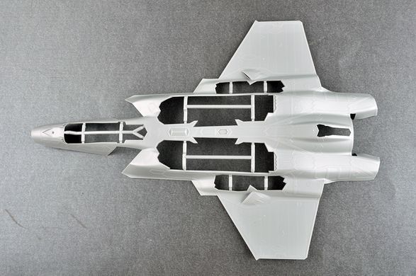 1/35 F-35C Lightning американський винищувач (Trumpeter 03230), збірна модель