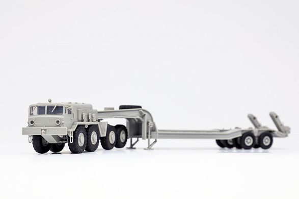 1/72&nbsp;Тягач МАЗ-537Г с полуприцепом&nbsp;ЧМЗАП-5247Г (Trumpeter 07194), сборная модель