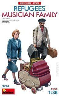 1/35 Семья музыкантов беженцов, 2 фигуры с аксессуарами (MiniArt 38084), сборные пластиковые