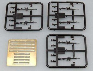 1/35 Американское стрелковое оружие AR15/M16/M4 FAMILY-M16A2 (Trumpeter 00502)