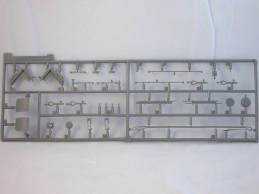 1/35 Танк Sd.Kfz.182 King Tiger с башней Hensсhel в циммерите, с металлическим стволом и снарядами (Dragon 6303), сборная модель