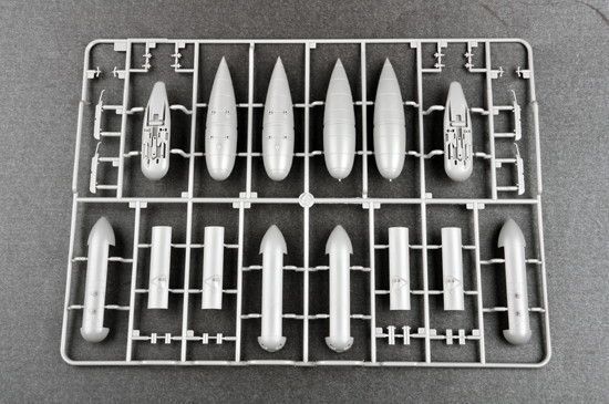 1/24 Junkers Ju-87A Stuka германский пикирующий бомбардировщик (Trumpeter 02420), сборная модель