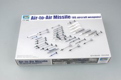 1/32 Авиационное подвесное вооружение США: ракеты "воздух-воздух" (Trumpeter 03303), сборные пластиковые