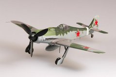 1/72 Focke-Wulf FW-190D-9 (СССР 1945 год), готовая модель (EasyModel 37263)