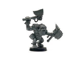 Ork with Big Choppa, миниатюра Warhammer 40000, пластиковая (Games Workshop)