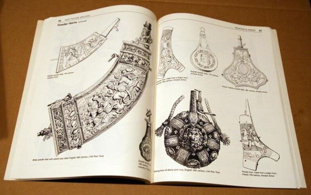 Книга "Weapons and Armor: A Pictorial Archive of Woodcuts and Engravings" Harold M. Hart (англійською мовою)