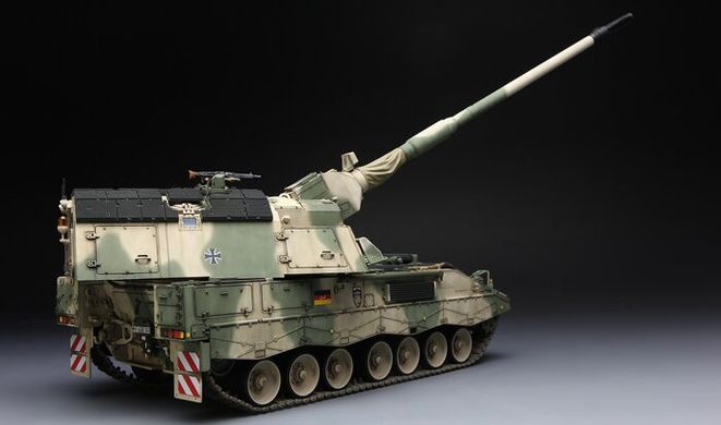 1/35 Panzerhaubitze PzH.2000 self-propelled howitzer w/add-on armor (Meng Model TS-019) збірна модель