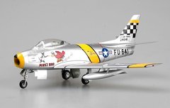 1/72 North American F-86F-30 Sabre 39FS/51 FW пилота Charles McSain (Корея 1953 года), готовая модель (EasyModel 3710