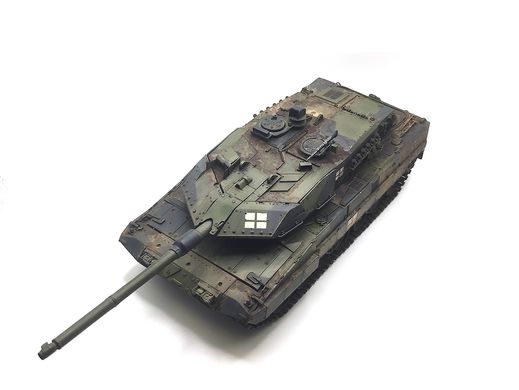 1/35 Український танк Leopard 2A5, готова модель авторської роботи