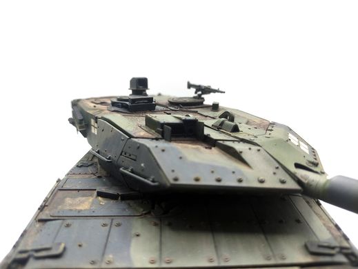 1/35 Український танк Leopard 2A5, готова модель авторської роботи