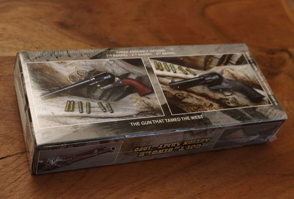 1/3 Револьвер Colt Single Action Army 1873 года, коллекционная копия оружия (Andrea Miniatures LW-001), сборная неокрашеная