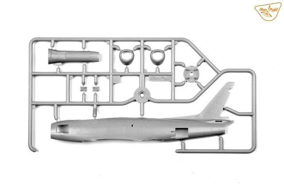 1/72 Истребитель F-86A Sabre, серия Advanced Kit с фототравлением&nbsp;(Clear Prop Models CP72054), сборная модель