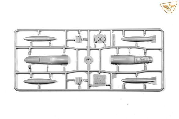 1/72 Истребитель F-86A Sabre, серия Advanced Kit с фототравлением&nbsp;(Clear Prop Models CP72054), сборная модель