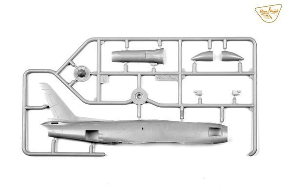 1/72 Истребитель F-86A Sabre, серия Advanced Kit с фототравлением&nbsp;(Clear Prop Models CP72054), сборная модель
