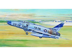 1/32 F-100D Super Sabre американский истребитель (Trumpeter 02232), сборная модель