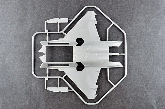1/48 F-22A Raptor американский самолет пятого поколения (I Love Kit 62801), сборная модель