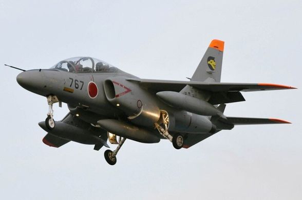 1/72 J.A.S.D.F T-4 Trainer японський навчально-бойовий літак (Hobby Boss 87266) збірна модель