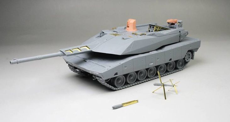1/72&nbsp;KF51&nbsp;Panther німецький танк, в комплекті металевий ствол і деталі 3D-друку (Vespid Models 720029), збірна модель