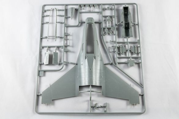 1/48 F-16D Block 30/40/50 багатоцільовий винищувач (Kinetic K48105), збірна модель